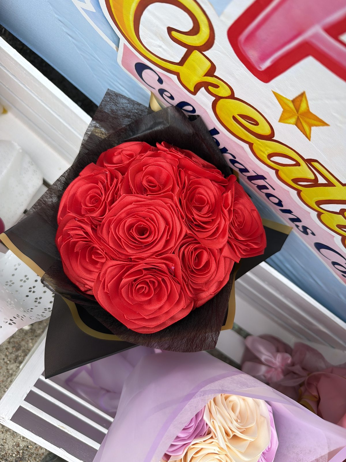 Caja corazón de rosas rojas